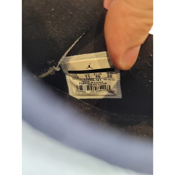 Jordan 11 low cherry size 12 - Picture 9 of 9